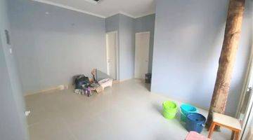 Gambar 2 Rumah 2 Lantai Bagus SHM di Cluster Exclusive Bintaro Sektor 7