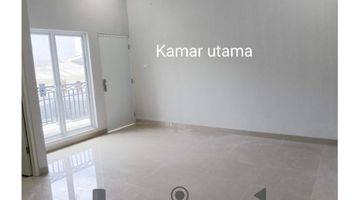 Gambar 4 Jual Cepat Rumah Ex Brand New Setahun, Minimslis Lebar 5 Di Kelapa Gading