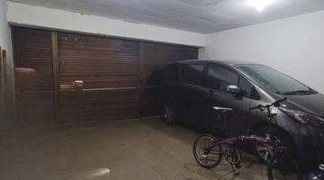 Gambar 2 Rumah Luas Siap Huni di Manyar Jaya Surabaya