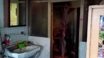 foto lainnya rumah strategis belakang griya arcamanik