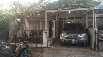 tampak depan rumah nyaman siap huni jual