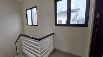 Gambar 5 Rumah 2lt 8x17 136m 3+1KT Cluster Shinano Jgc Jakarta Garden City