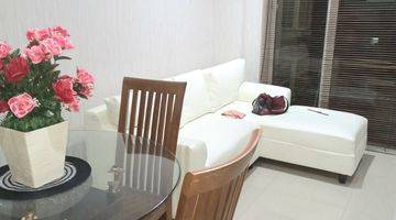 Gambar 4 Thamrin Residences 2BR Furnished View Pool Lantai Rendah