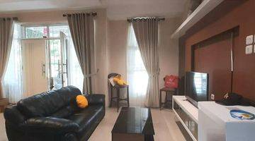 Gambar 1 Rumah Cantik Golf Lake Residence Victoria Hills Furnished 10x20