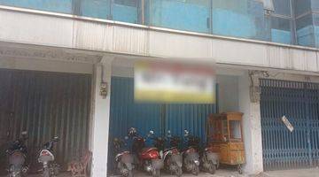 Gambar 2 Ruko 3 Lantai Depan Restoran Hana Nego Sampai Deal