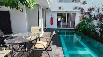 Gambar 4 Dijual Disewakan Rumah Ada Pool Dan Furnish Forest Mansion Dekat Citraland Dan Pakuwon Indah Surabaya Barat .