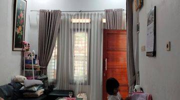 Gambar 4 Rumah 2 Lantai Siap Huni. Dg Harga Terjangkau. Semi Furnished( Ac 2, Kulkas 4 Pintu,kitchen Set Mewah Dg Kompor Tanam Dan Penyedot Asap,lemari  4 Pintu ,2 Lemari  2 Pintu,meja Dan Kursi Makan, Korden, Wifi)  Dekat The Park Mall, Rs Mitra Keluarga