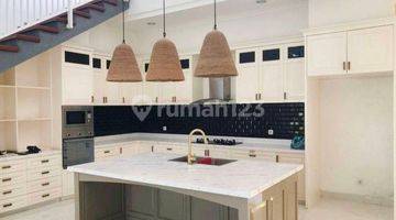 Gambar 5 Rumah Bagus Di Cluster The Icon Simplicity Di Bsd, Tangerang

