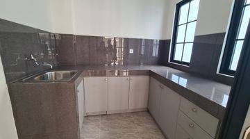 dapur rumah baru di cluster montana,