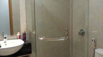 kamar mandi apartemen the mansion kemayoran unit