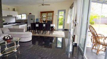 Gambar 2 Sewa Jangka Panjang Atau Dijual Luxury Villa Fully Furnished 