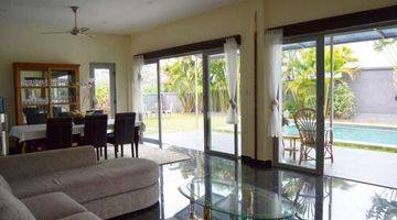 Gambar 4 Sewa Jangka Panjang Atau Dijual Luxury Villa Fully Furnished 