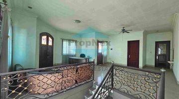 Gambar 5 Rumah Hook Pondok Jati 2lt kokoh