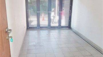 Gambar 3 kan Rumah Semi Furnished Di Emerald Bintaro 3055