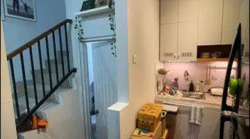 Gambar 4 Rumah 2 Lantai Di Area Cluster Serpong Semi Furnished