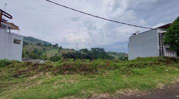 tampak depan tanah murah view bagus resor