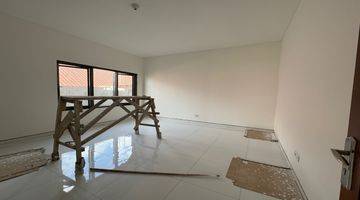 Gambar 2 Brand New 3 Bedroom House In Central Renon