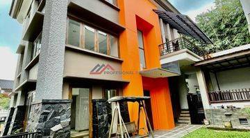 Gambar 1 Rumah Modern Cinere Depok Dalam Komplek Villa Cinere Mas