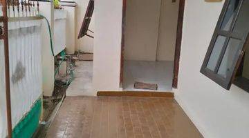 Gambar 1 Rumah Bagus Unfurnished SHM di Dijual Rumah Manukan Rejo Surabaya
, Surabaya