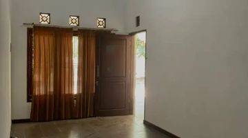 Gambar 5 Rumah 2 Lantai Bagus Unfurnished SHM di Dijual Rumah Permata Safira Regency Surabaya, Surabaya