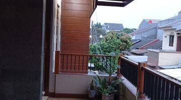 Gambar 2 Rumah Modern Terawat Green Bintaro