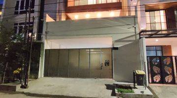 Gambar 1 Dijual Bu Rumah Pulomas Fully Furnished SHM