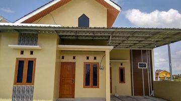 Gambar 3 Rumah Baru Furnished SHM di Kertonatan Kartasura Cluster