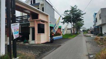 Gambar 5 Rumah 2 Lantai Baru Furnished SHM Gumpang Kartasura Bisa Bertahap