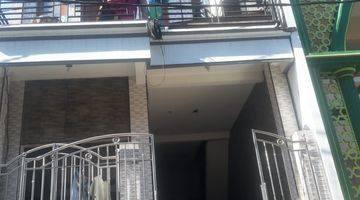 Gambar 1 Rumah 2 Lantai Dan Kost Aktif Surabaya Pusat