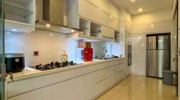 Gambar 4 Rumah fully furnished dalam Townhouse cipete