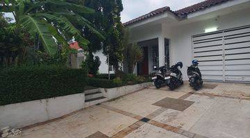 Gambar 1 Rumah Hunian Asri Expatriat Kemang Dalam