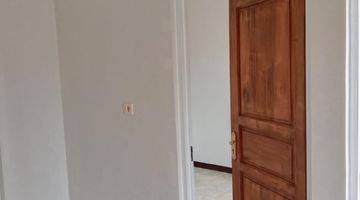 kamar tidur rumah modern full spek bebas