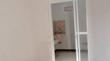 ruang tamu rumah minimalis nyaman siap huni