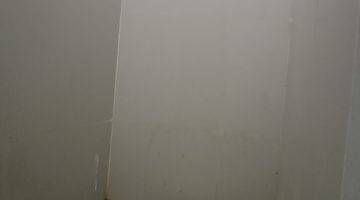 kamar mandi rumah siap huni strategis harga