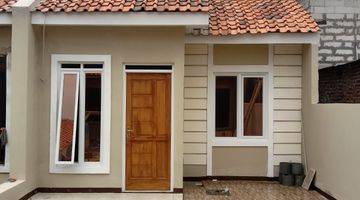 tampak depan rumah siap huni strategis harga