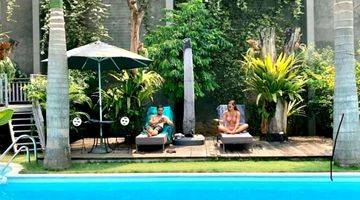 Gambar 5 Rumah Mewah Classic European Style Terrace Golf Bsd City, Swimming Pool, Lay Out Maksimal