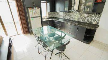 Gambar 2 Rumah Mewah Furnished di The Green Blossomville Bsd City