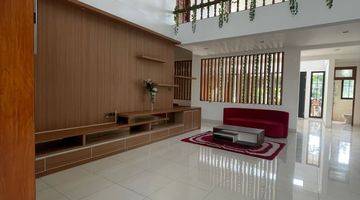 Gambar 2 Rumah Modern Hook Private Pool Pondok Indah Jakarta Selatan