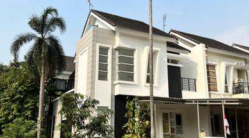 Gambar 2 Rumah Lebar 8 Hook Rapih Fluorite Summarecon Serpong