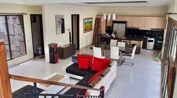 Gambar 1 Rumah semi Furnish di GreenCove BSD City Lebar 15 Exclusive Jarang Ada