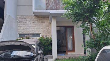 Gambar 1 Dijual Rumah Impian Cantik Seperti Baru, Citraland, Semi Furnished, Pakal Surabaya Timur