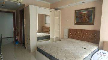 Gambar 4 Studio Furnished Apartemen Royal Mediterania Garden Residences Mall Central Park