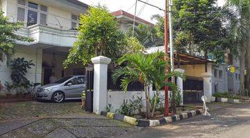 Gambar 1 Dijual Cepat Rumah Hitung Tanah Di Menteng