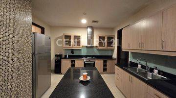 Gambar 3 Pakubuwono Residence 3 Bedrooms Fully Furnished