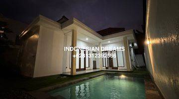 Gambar 4 Villa baru 2 br padonan canggu livingroom tertutup