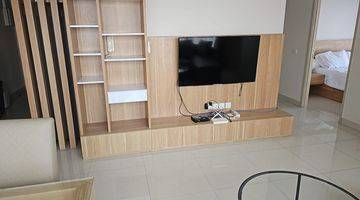 Gambar 4 Apartemen Orange County