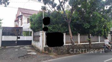 Gambar 1 Rumah Di Jakarta Selatan