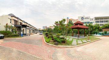 Gambar 3 Rumah 3 Lantai di Kota Tangerang Dengan Rooftop