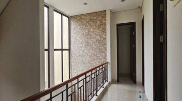 Gambar 5 Rumah 4 Kamar Disewakan Di Greenwich Gading Serpong