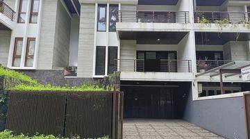 Gambar 2 Sewa Rumah Mewah Minimalis Sayap Ciumbuleuit Bandung (Dekat Unpar)